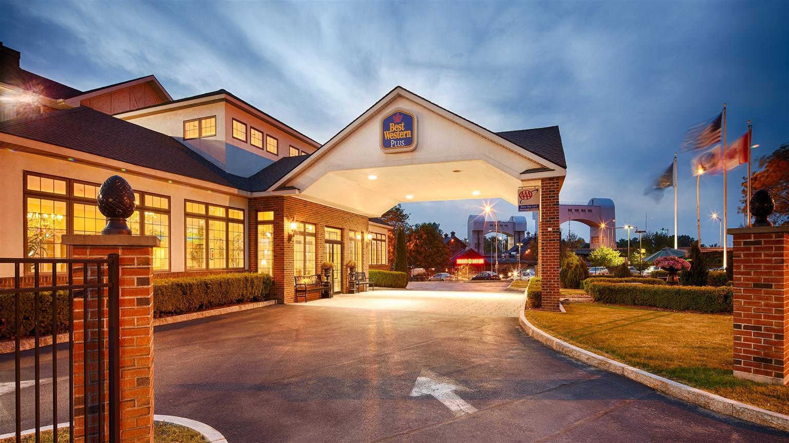 Best Western Plus Franklin Square Inn Troy Exterior foto